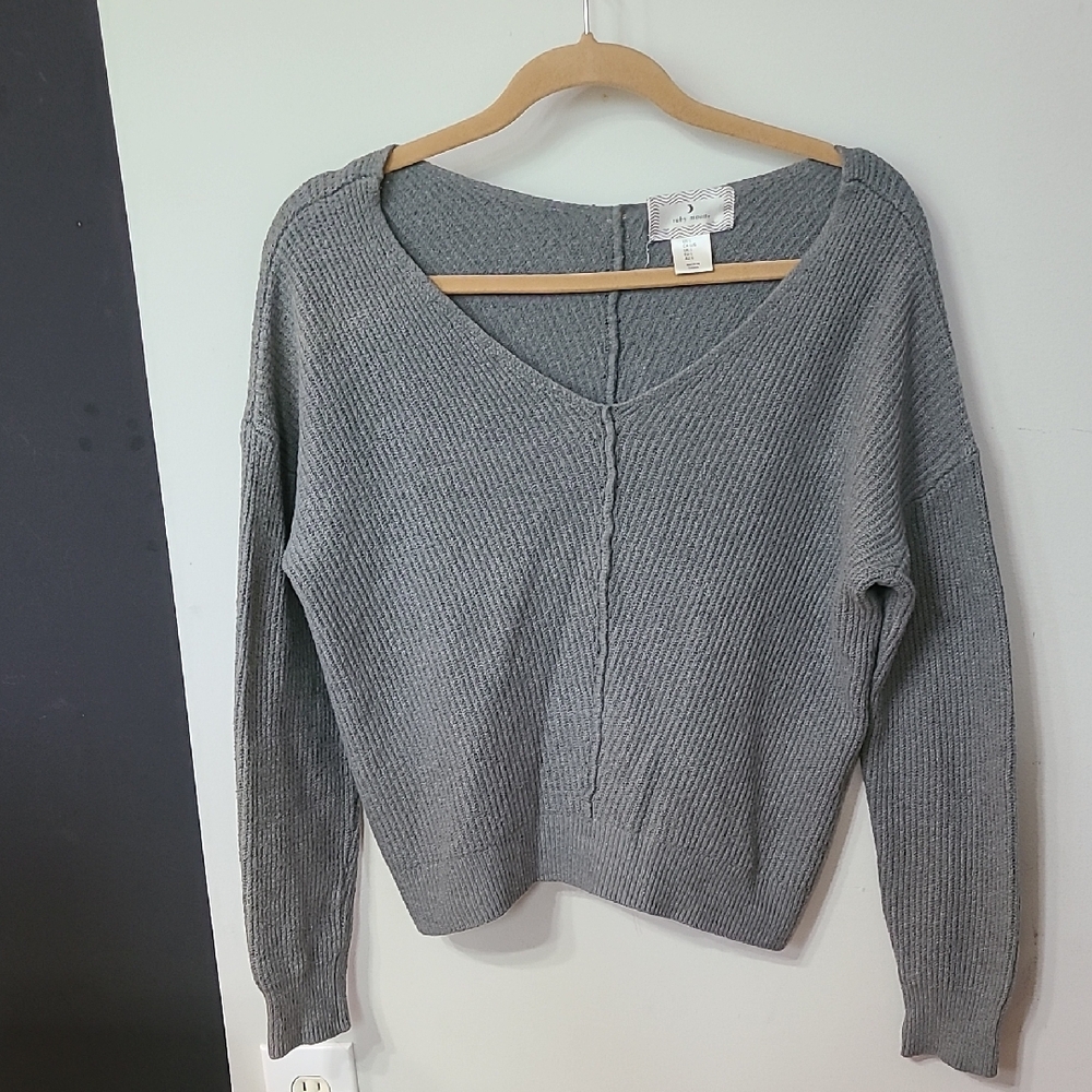 Ruby Moon Green Gray Wide V-Neck Women's Sweater Size Large
